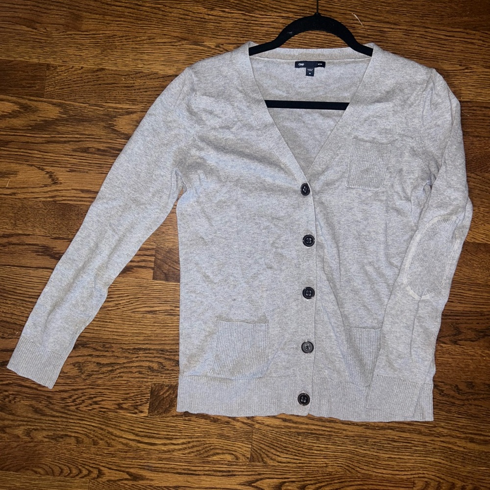 GAP Gray Cardigan Sweater V-Neck Ribbed